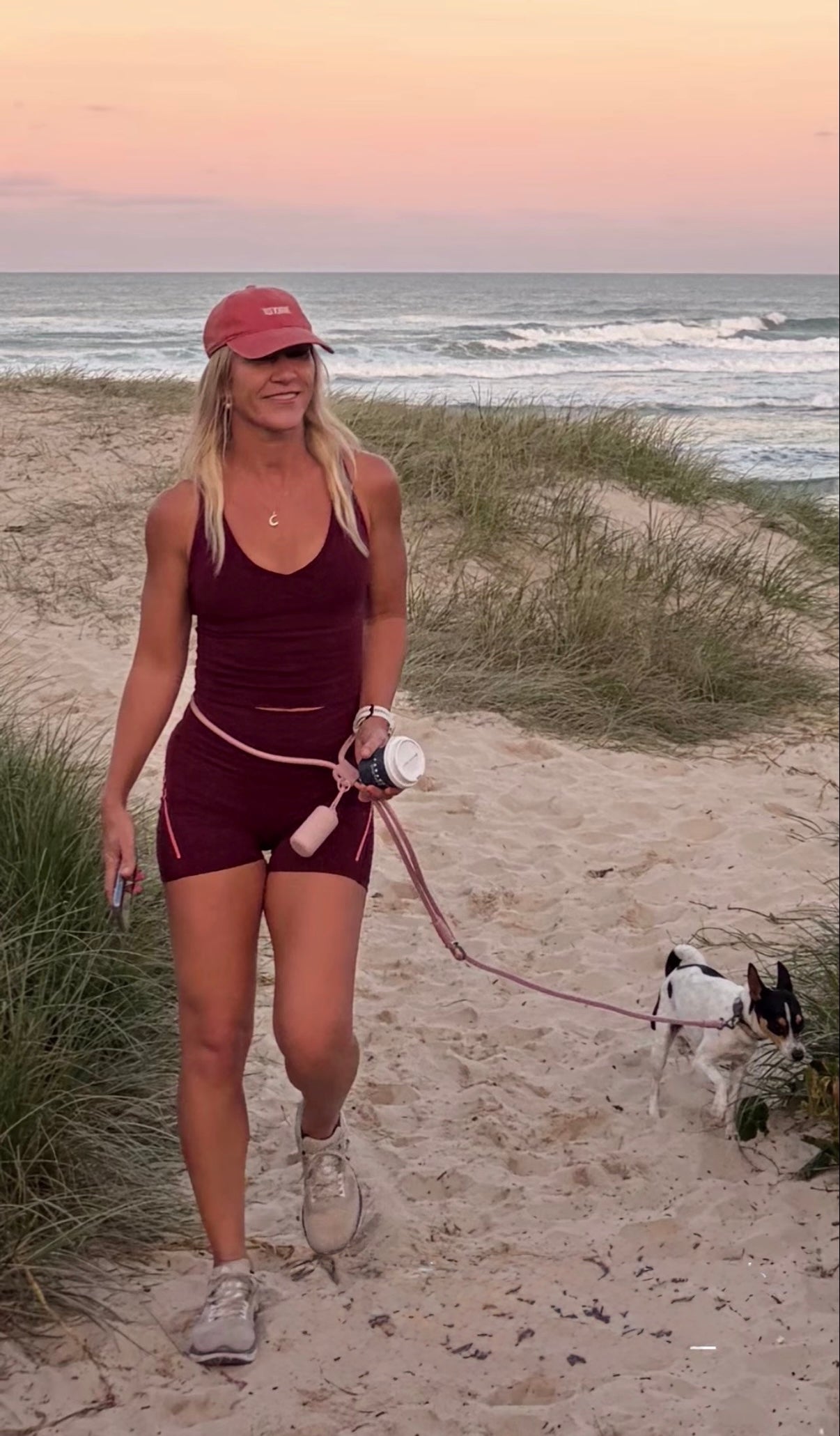 The Hands Free Rope Leash Blush
